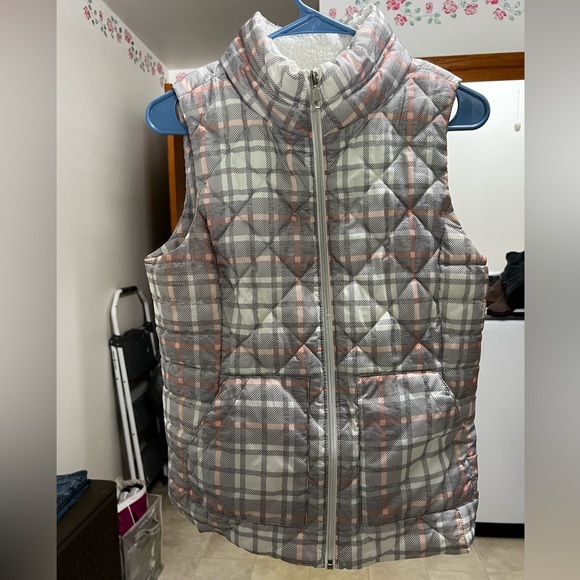 Women’s SO Plaid Vest - Picture 1 of 4